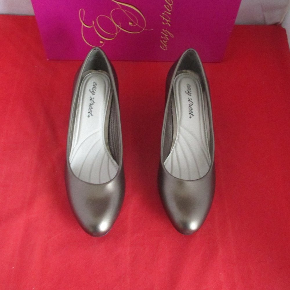 EASY STREET Fabulous Pumps - Pewter - US Size 7 1/2 M  -  #647